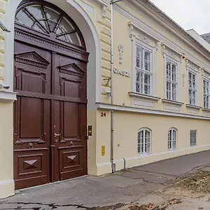 Pensjonat Okszi Vendeghaz, Segedyn