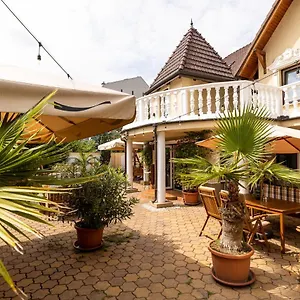 Bed & Breakfast Palazzo, Szeged