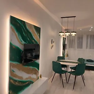 Emerald Apartman